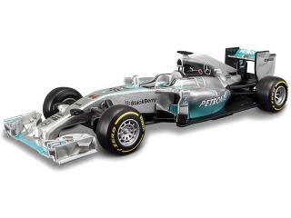 Bburago 1:32 Race Mercedes AMG Petronas F1 W05 hybrid