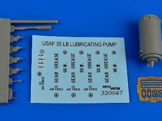 35lb. lubricating bucket pump USAF