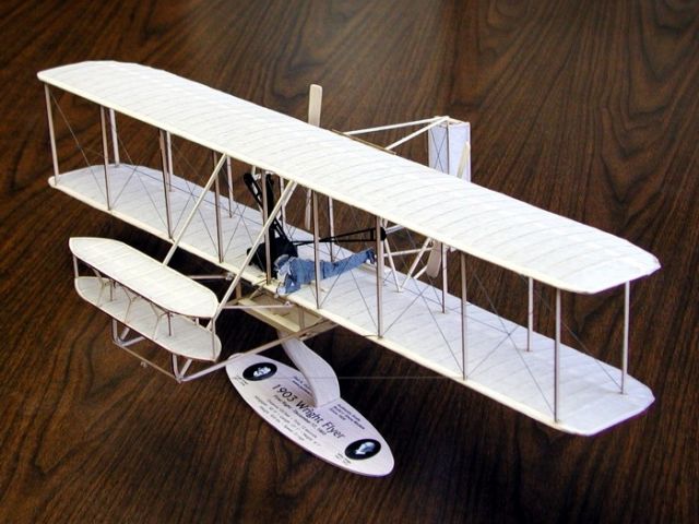 1903 Wright Flyer laser. vyřezávaný 615mm